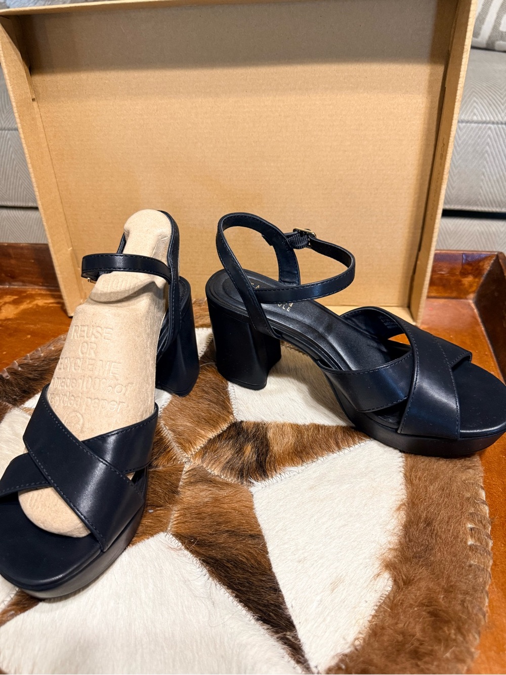 Kenneth Cole Reaction Black Crisscross Block Heel Sandals